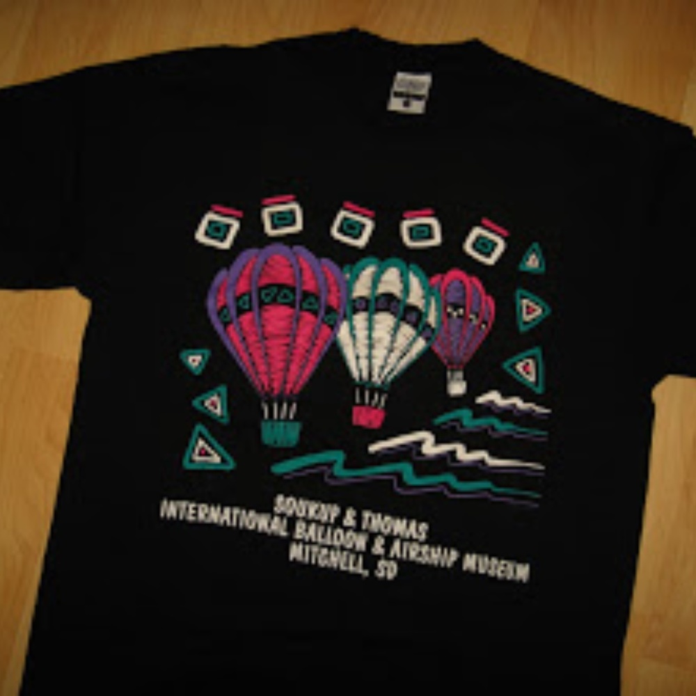 Soukup & Thomas Ballon Museum Vintage T Shirt Lg